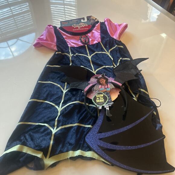 Vampirina 78050 Boo-Tiful Dress - Picture 12 of 13